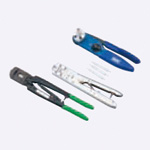 Spezielle Crimpwerkzeuge für Kontakte für den Einsatz mit Produkten der Serie CE01