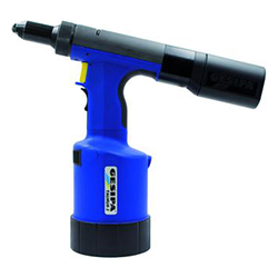 Pneumatisch-hydraulische Nietgeräte TAURUS mit Andrückauslösung