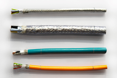 Beispiel für ein metallisches Geflecht bei einer geschirmten Steuerleitung