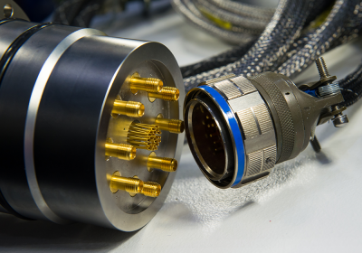 Beispielabbildung - Industriesteckverbinder (Leistungsstecker)